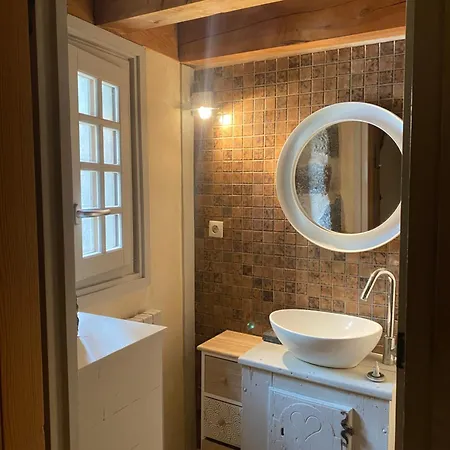 Frühstückspension Face A Face Epoustouflant Avec La Cathedrale !